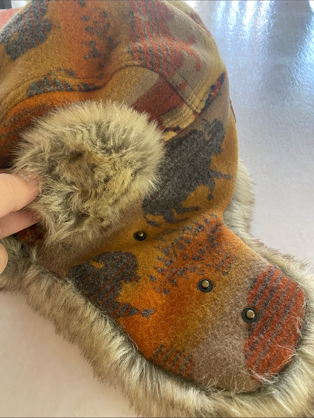 Pendleton Wool Trapper Hat Buffalo Western Faux Fur Ear Flaps Medium - Picture 10 of 11